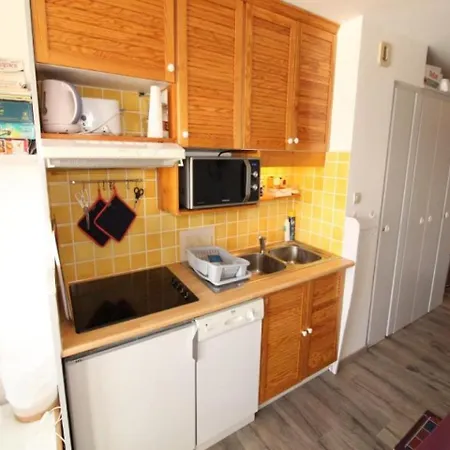 Ours Blanc Appartement